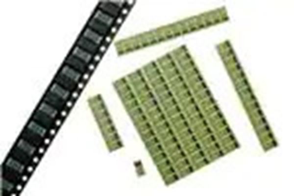 HVC1206-4M0JT3 Welwyn Components / TT Electronics